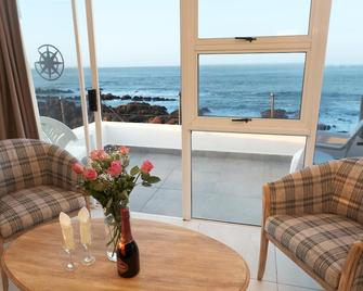 The Point Hotel & Spa - Mossel Bay - Obývací pokoj