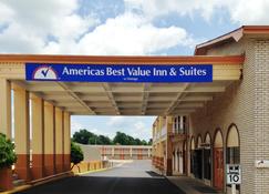 Americas Best Value Inn Texarkana - Texarkana - Gebouw