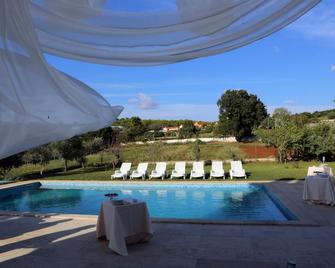 Apartments Seherzada - Pula - Pool