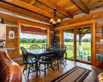 4br, 2ba - Morgantown - Comedor