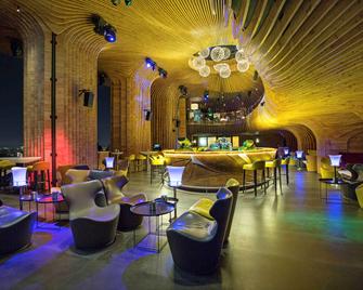 La Cigale Hotel Managed by Accor - Doha - Bar