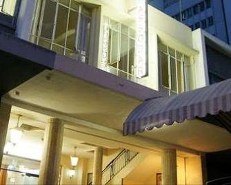 New Ambassador Hotel - Harare - Building