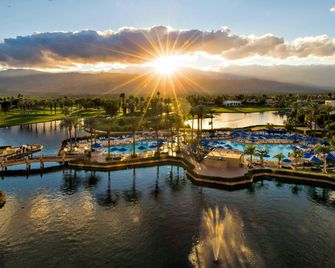 JW Marriott Desert Springs Resort & Spa - פאלם דזרט - נוף חיצוני