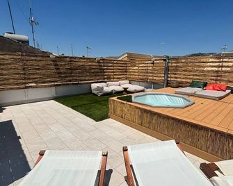Yllen Rooms - Avola - Balkong