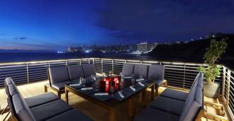 Kempinski Summerland Hotel & Resort Beirut - ביירות - מרפסת