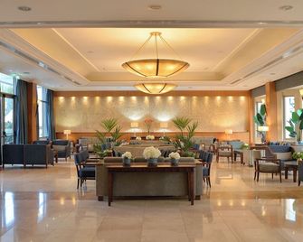 Ajax Hotel - Limassol - Lobi