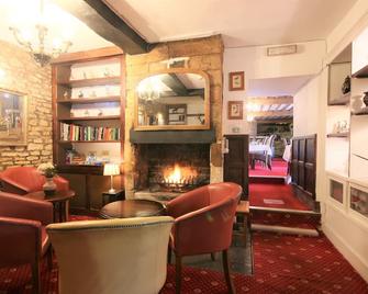 The Crown Hotel - Moreton-in-Marsh - Лаунж