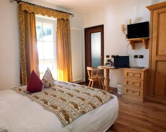Monza Dolomites Hotel - Moena - Bedroom