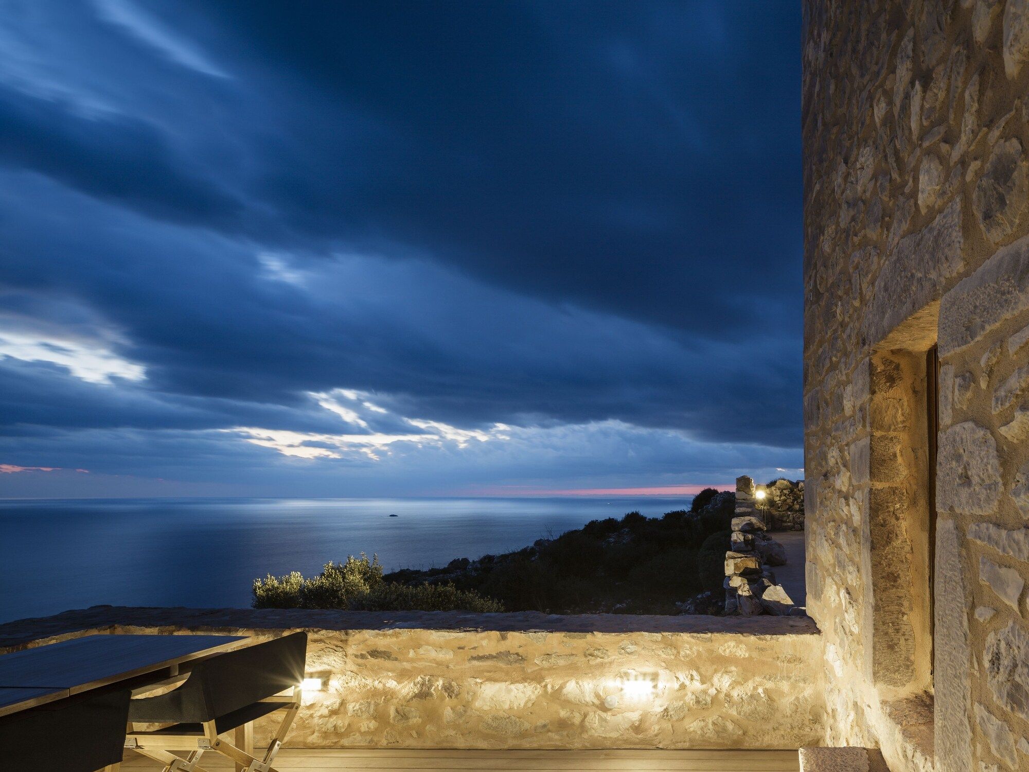 Tainaron Blue Retreat - Vatheia