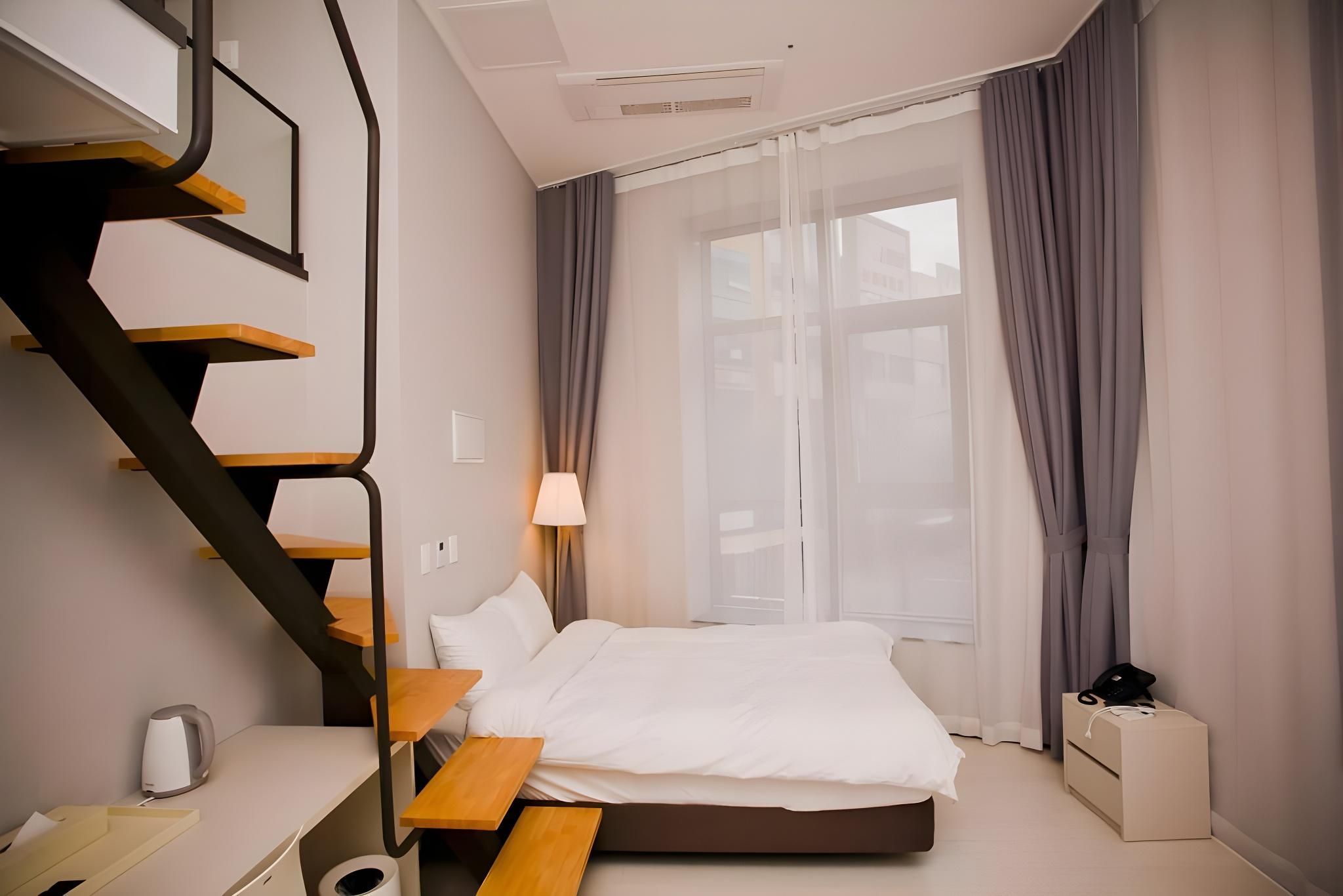 Naju Duplex Residence Hotel