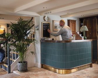 Pier House - St. Austell - Reception