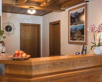 Smart Hotel Firn - Senales - Front desk