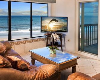 Amelia Island Oceanfront 2 Master Suites - Fernandina Beach - Living room