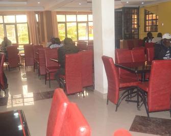 Kim's Dishes Hotel - Narok - Ristorante