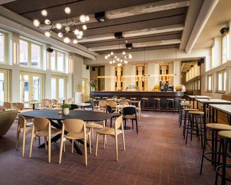 Stadsherberg Ald Weishoès - Hostel - Venlo - Bar