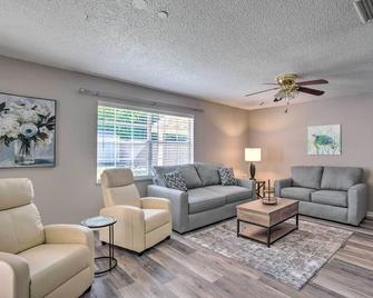 Modern Port St Lucie Home with Private Outdoor Oasis - River Park - Living room