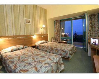 Ambassador - Golden Sands