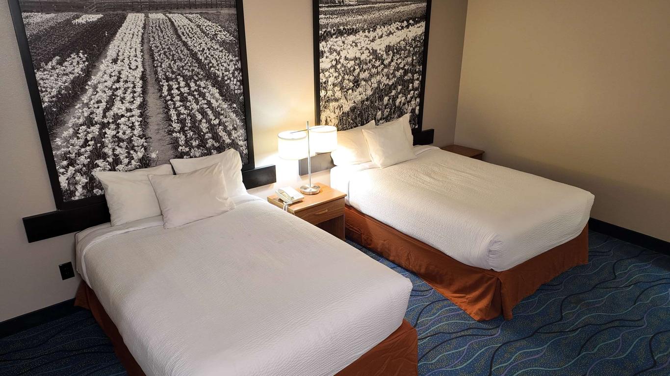 سوبر 8 باي ويندام هامشير إلينوي