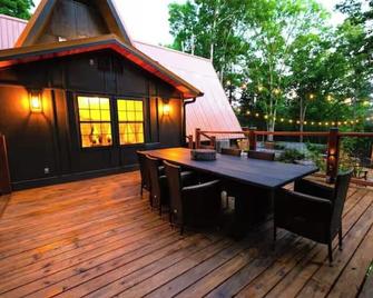 A-frame Retreat On Private Pond - Oneonta - Patio