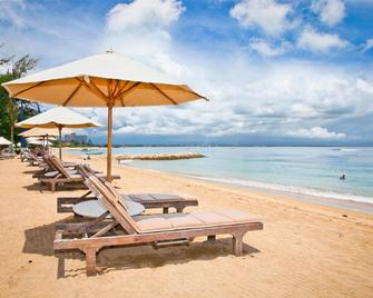 Surf Doggie Inn - Kuta - Playa