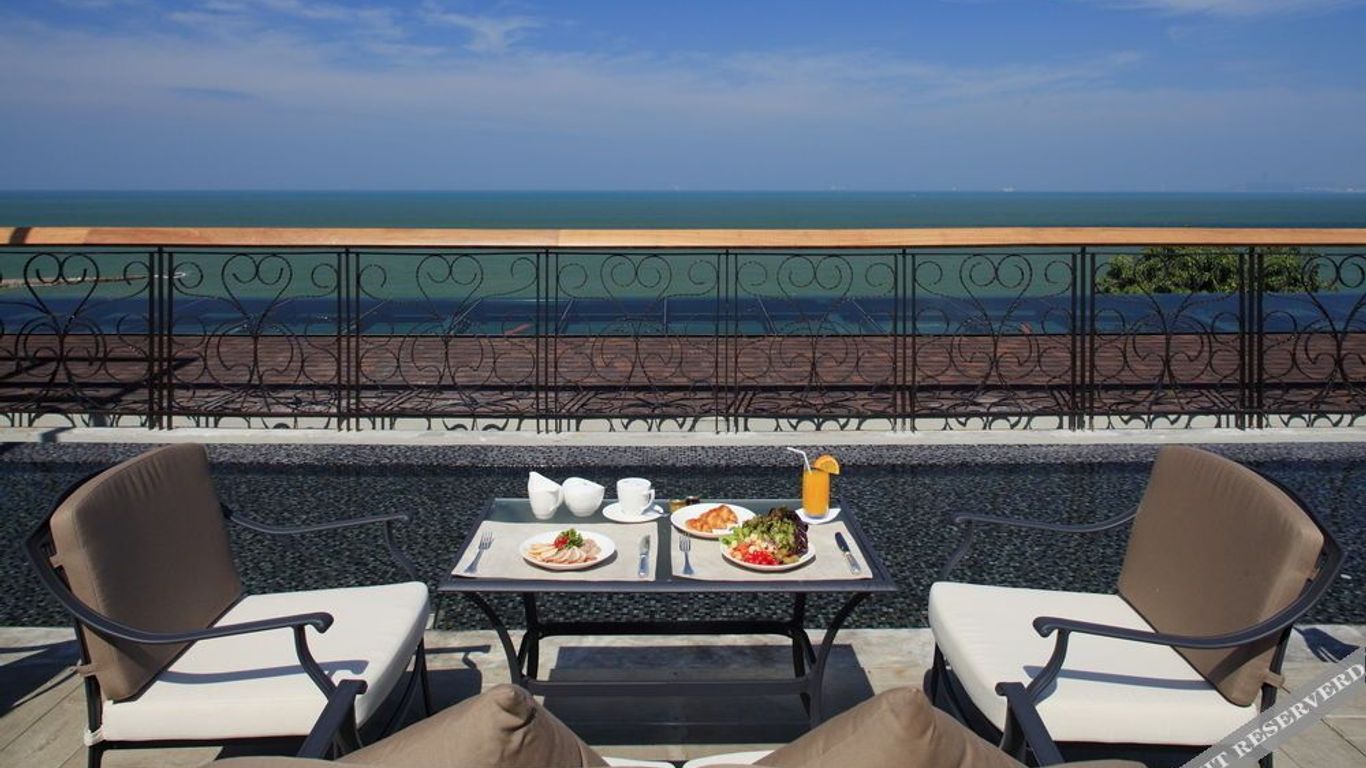 Modus Condominium Suites & Serviced Residence