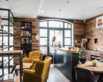 Haunstetter Hof - Augsburgo - Bar