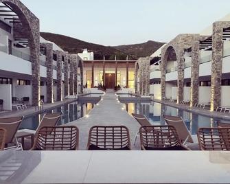 Cavo d'Oro Hotel - Kalamaki