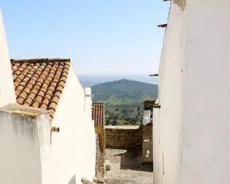 Dom Nuno by Horta da Moura - Reguengos de Monsaraz - Vista del exterior