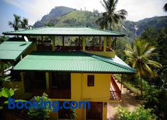 Brilliant View Home Stay - Элла - Здание