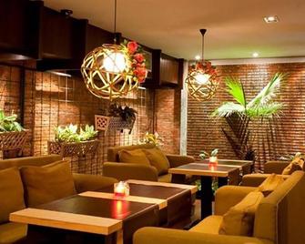 هوتل إم تشيانج ماي - شيانج ماي - مطعم