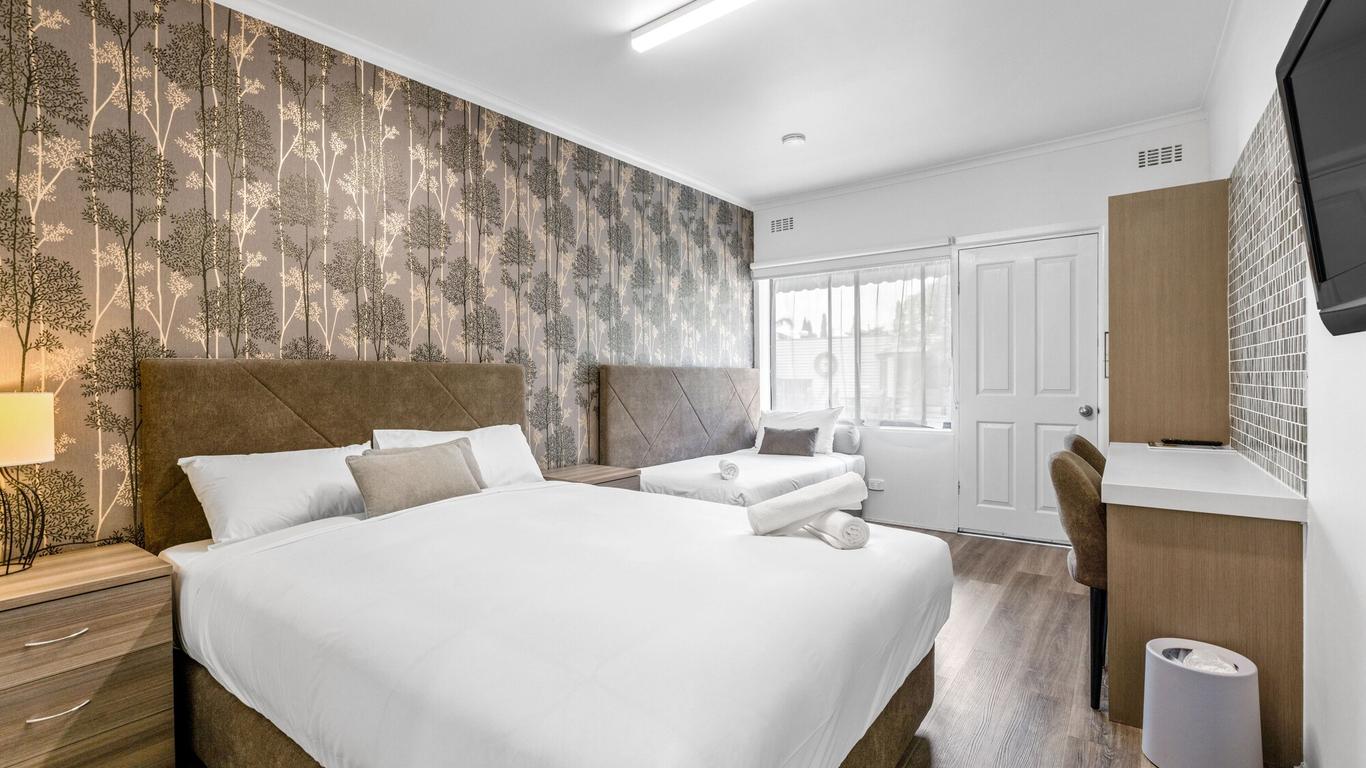 Rosebud Motel