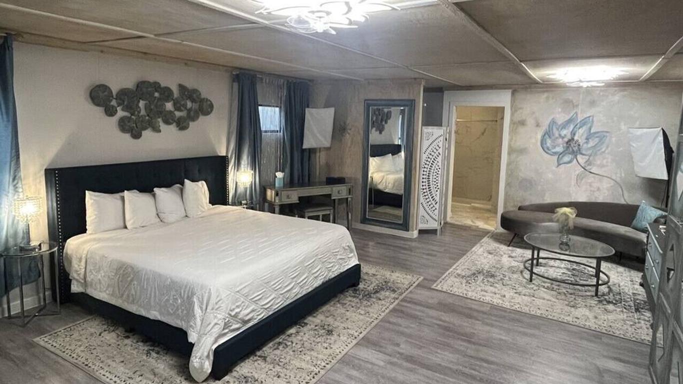 Square Inn