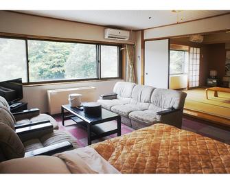 New Sunpia Saitama Ogose - Ogose - Sala de estar