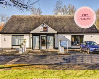 The Hotel Rafiya, Redditch - Redditch - Edificio