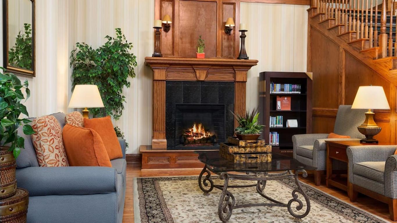 Country Inn & Suites by Radisson, Columbia, MO