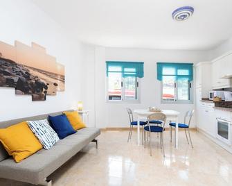 Home2Book Sea Side Charco Azul Pool Apartment Wifi - San Andrés y Sauces - Comedor