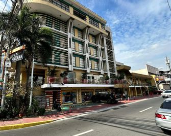 Soleste Suites (Non-Quarantine Hotel) - Quezon City - Edificio