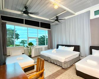 Sea Home Boutique Hotel - Tanjung Bungah - Спальня