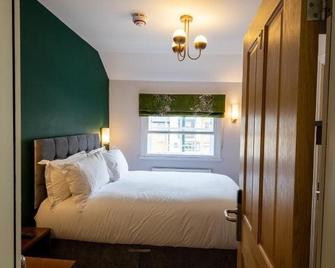 The Kings Arms - East Molesey - Bedroom