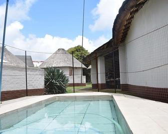 Sheris Lodge And Backpackers - Graskop - Pool