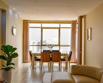 Apartment overlooking Luanda Bay - Luanda