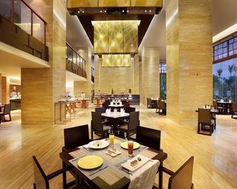 Phoenix Waterside Gloria Resort Sanya - סניה - מסעדה