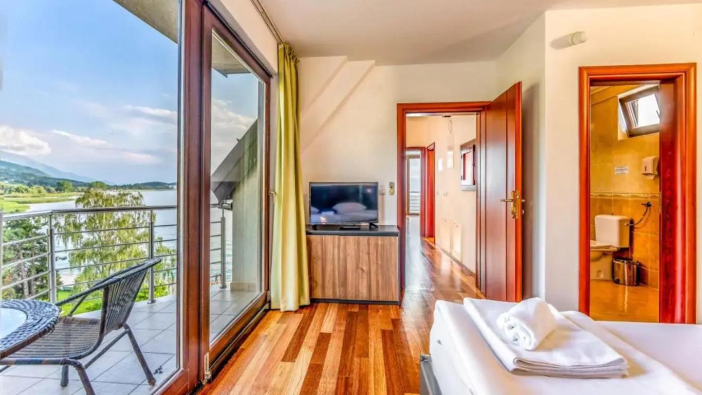 Tino Hotel & Spa