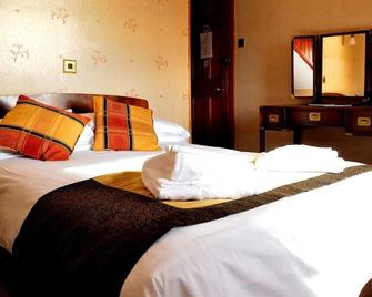 Crown Hotel - Stranraer - Schlafzimmer