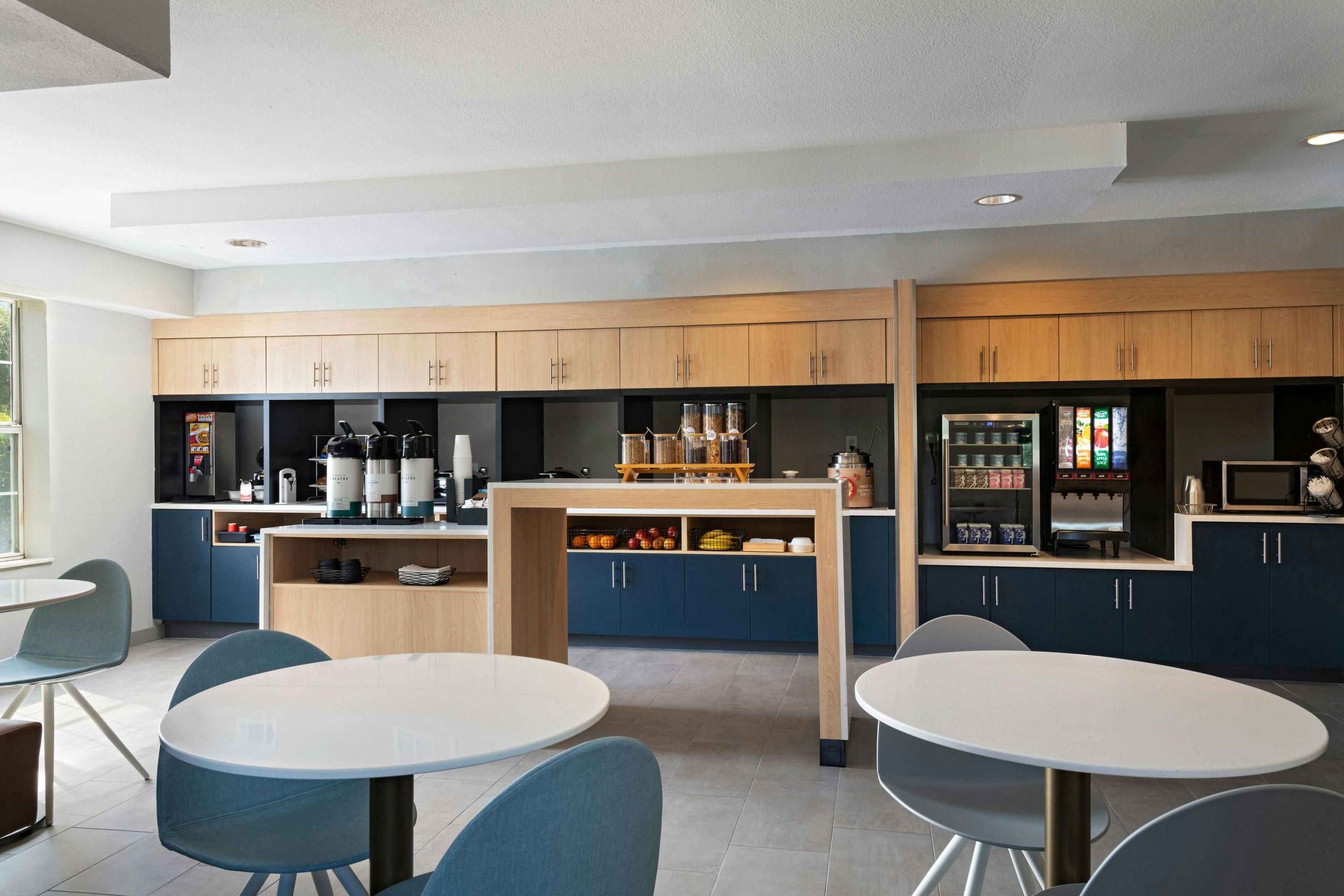 TownePlace Suites by Marriott College Station - College Station - Restoran