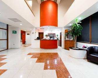 Hotel Misión Express Celaya - Celaya - Lobby