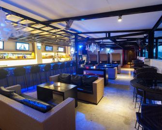 L Square Hotel - Tarlac City - Bar