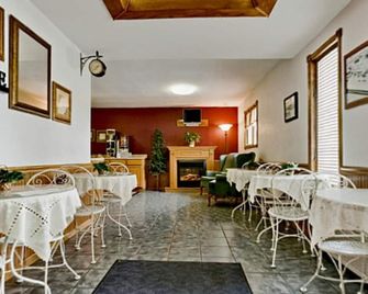 Home Suites - Thief River Falls - Restaurant