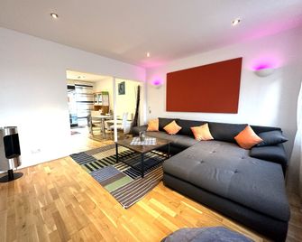 Schacht85 - Oberhausen (Nordrhein-Westfalen) - Wohnzimmer