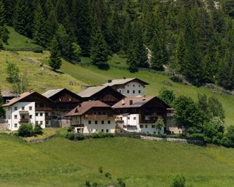 Apartments Ai Sanc' - Apartment 4 - Corvara in Badia - Building